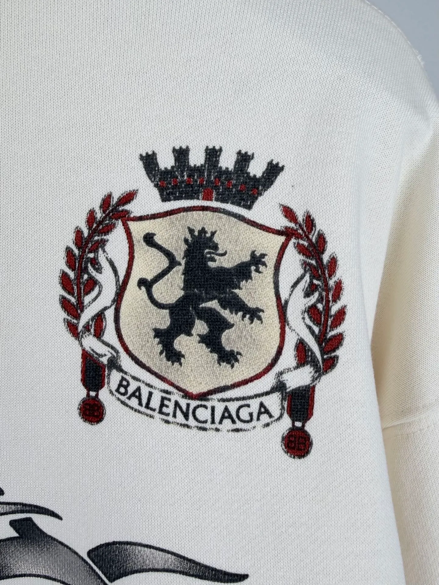 BALENCIAGA / Balenciaga 26SS TATTOO tattoo pattern hoodie sweatshirt Authentic 13400 purchased and developed, custom dyed 400g terry double-ply fleece sweatshirt fabric, matching ribs, digital direct printing, fabric enzyme washing, customized 1:1 trademark, loose fit Size: S M L XL